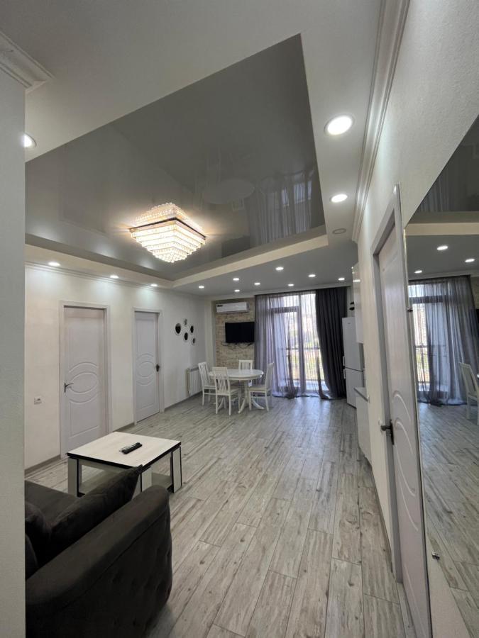 Kobi Apartments Тбилиси Экстерьер фото